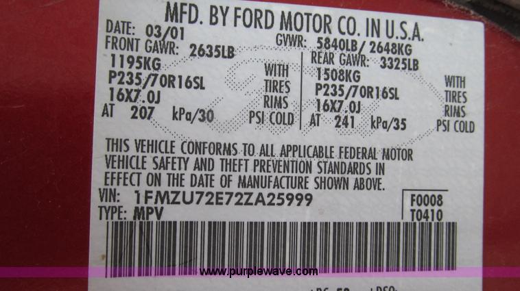 image for item G2192 2002 Ford Explorer XLS SUV