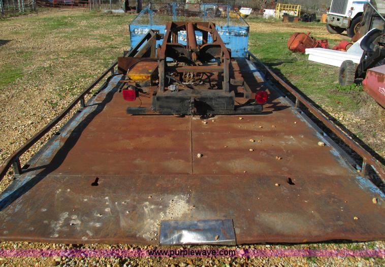 image for item G9378 Roll back wrecker bed