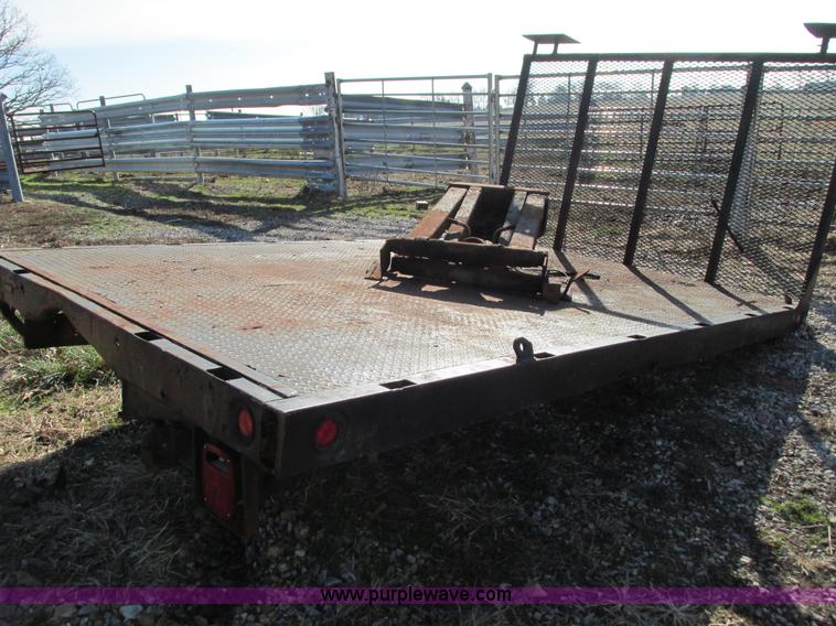 image for item G9380 Steel flatbed with hoist