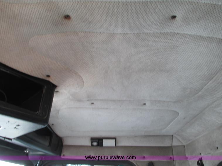 image for item G9381 1989 Freightliner FLD120 dump truck