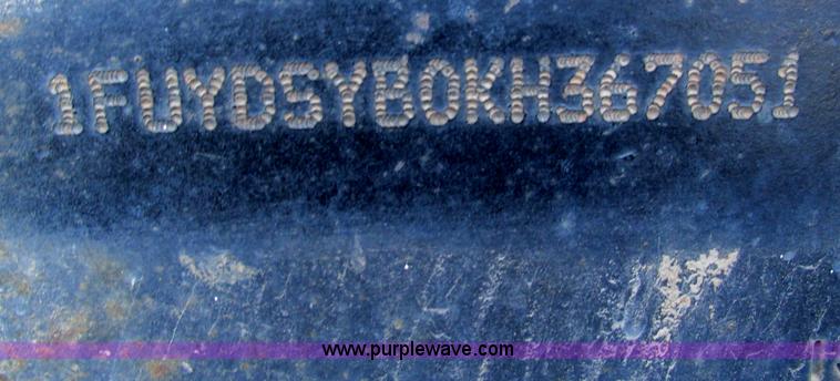 image for item G9381 1989 Freightliner FLD120 dump truck