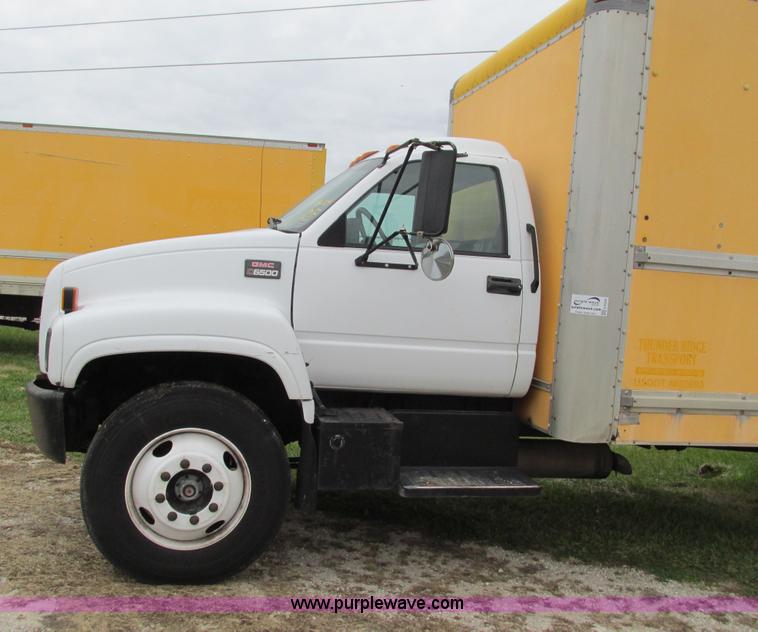 image for item G9392 1999 GMC C6500 box truck