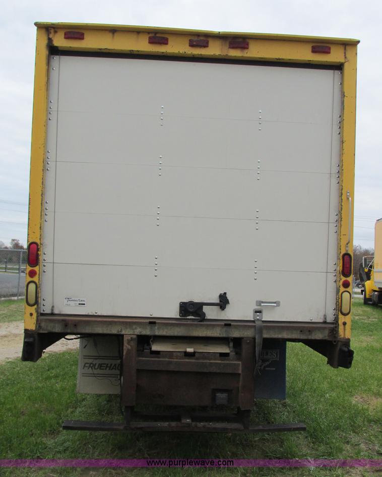 image for item G9392 1999 GMC C6500 box truck