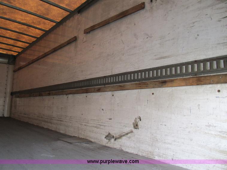 image for item G9392 1999 GMC C6500 box truck