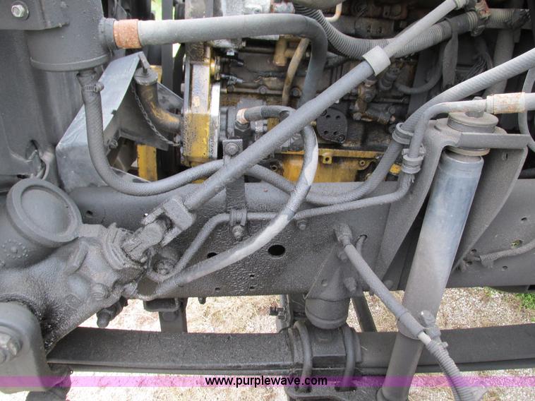 image for item G9392 1999 GMC C6500 box truck