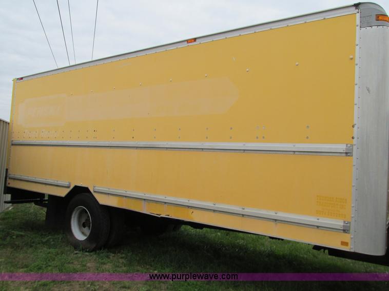 image for item G9393 1999 GMC C6500 box truck