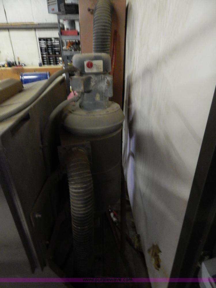 image for item H3925 Zero B-300-F bead blasting cabinet and filter