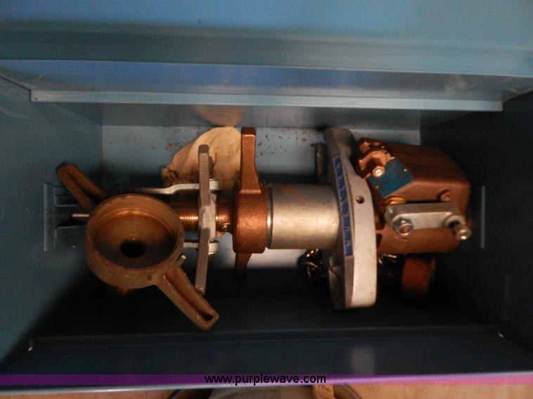 image for item H3928 Mueller B-101 drilling and taping machine