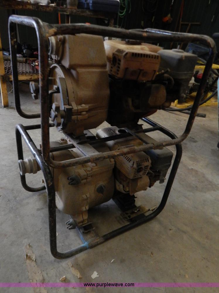 image for item H3929 (2) Honda WT20X trash pumps