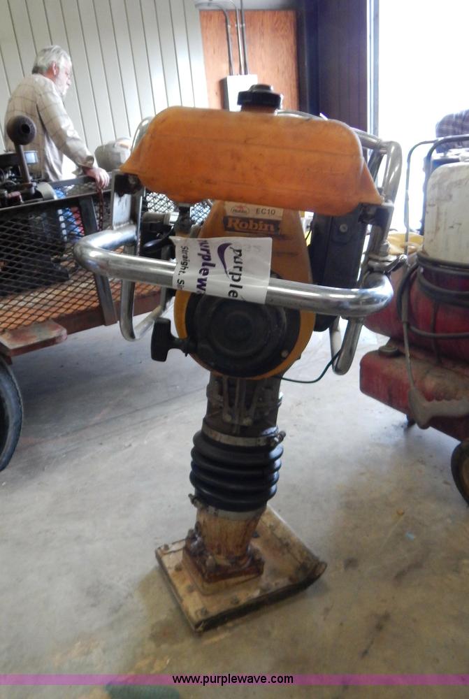 image for item H3932 Ingersoll Rand RX65 compactor