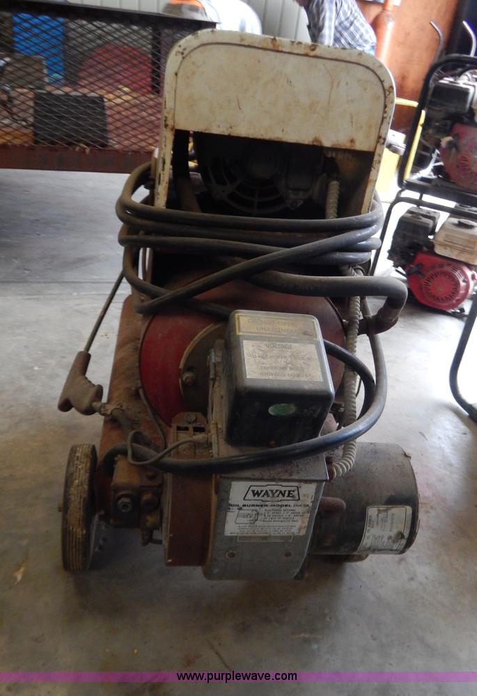 image for item H3933 Electro-Magic 2500D pressure washer