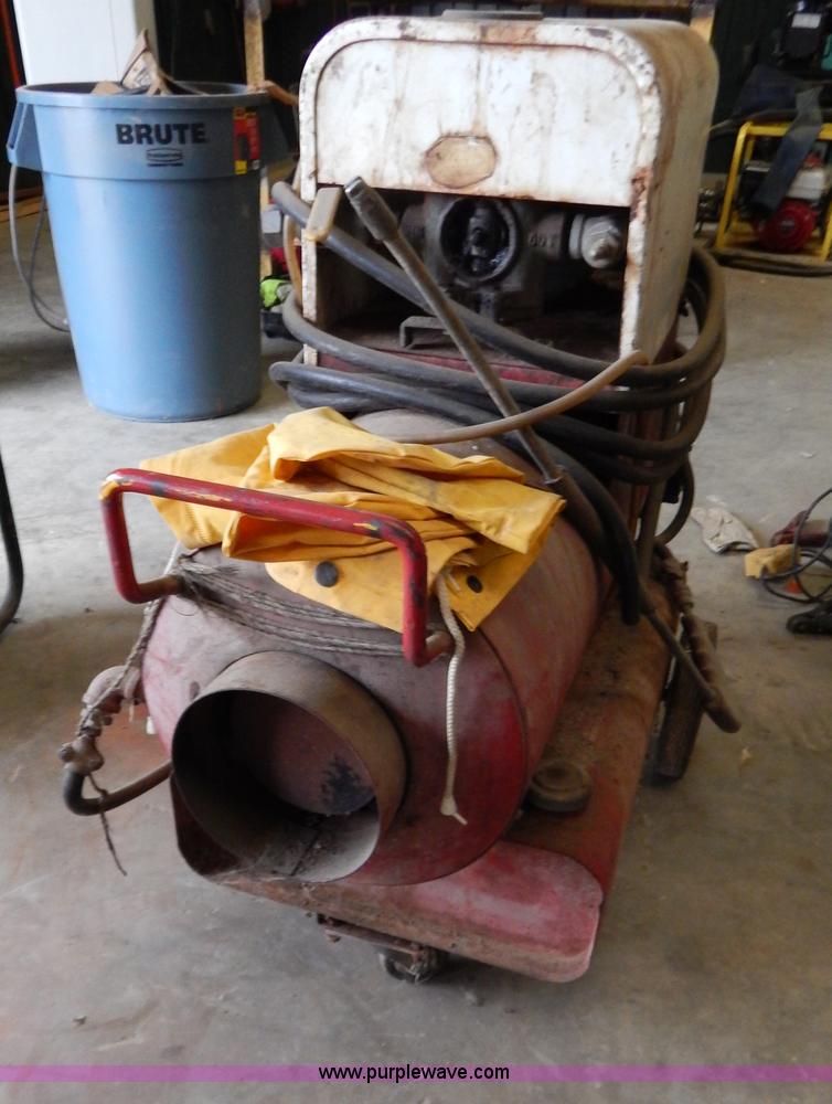 image for item H3933 Electro-Magic 2500D pressure washer