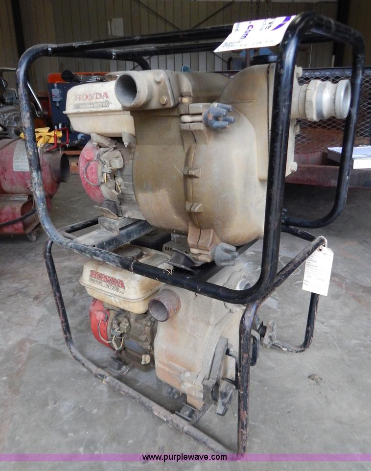 image for item H3935 (2) Honda WT20X trash pumps