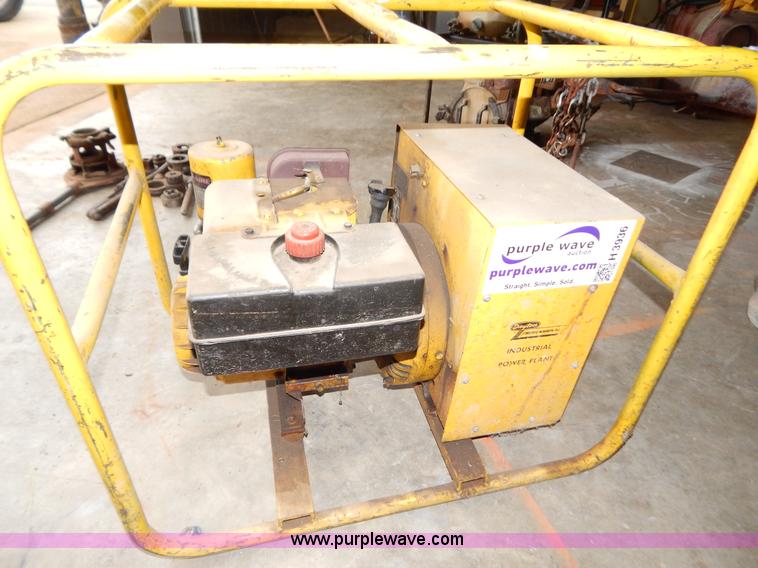 image for item H3936 Dayton Professional Industrial 3W014L power plant