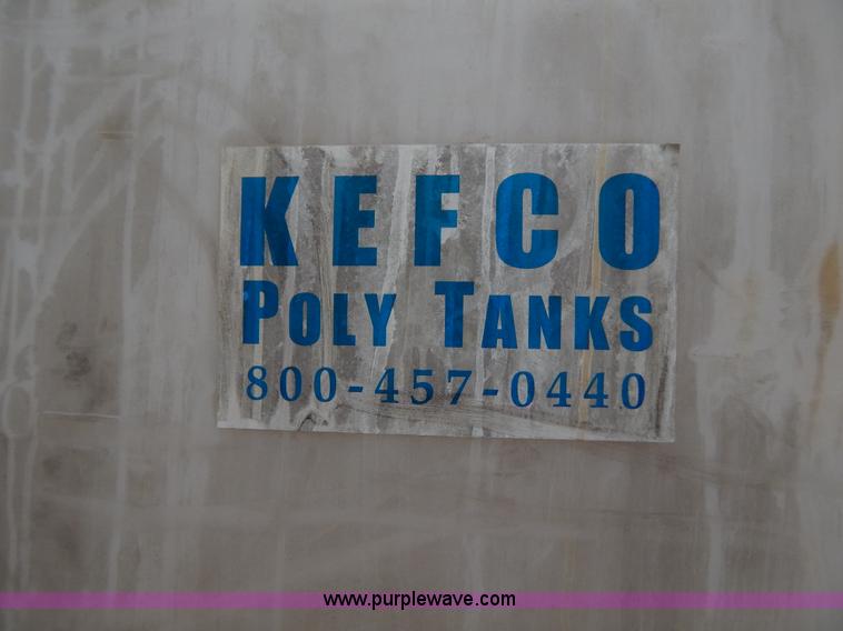 image for item H3943 Approximately 1,400 gallon poly tank