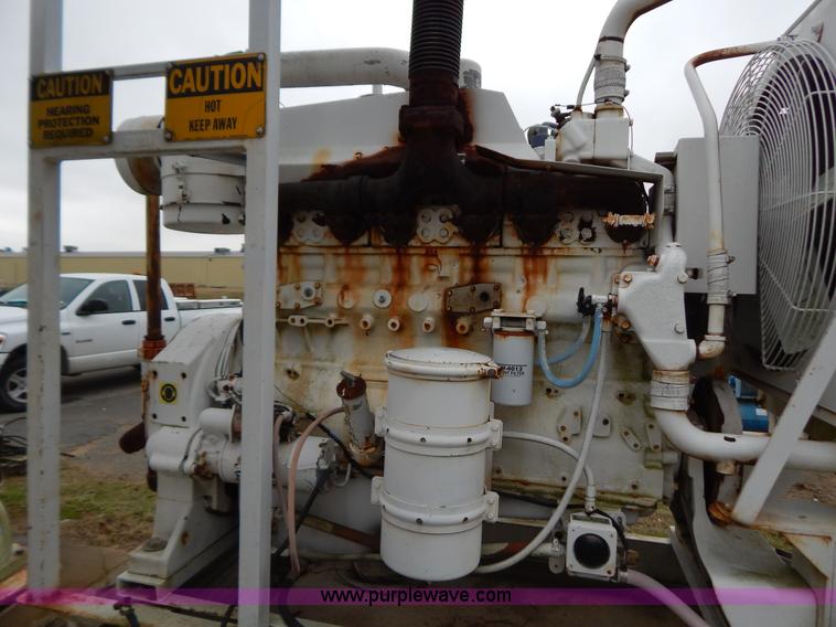 image for item H3946 Cummins natural gas pump engine