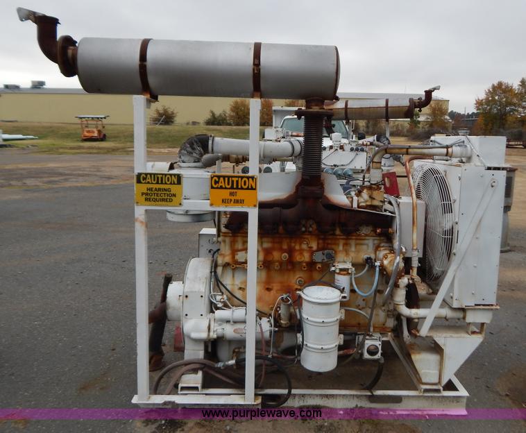 image for item H3947 Cummins natural gas pump engine