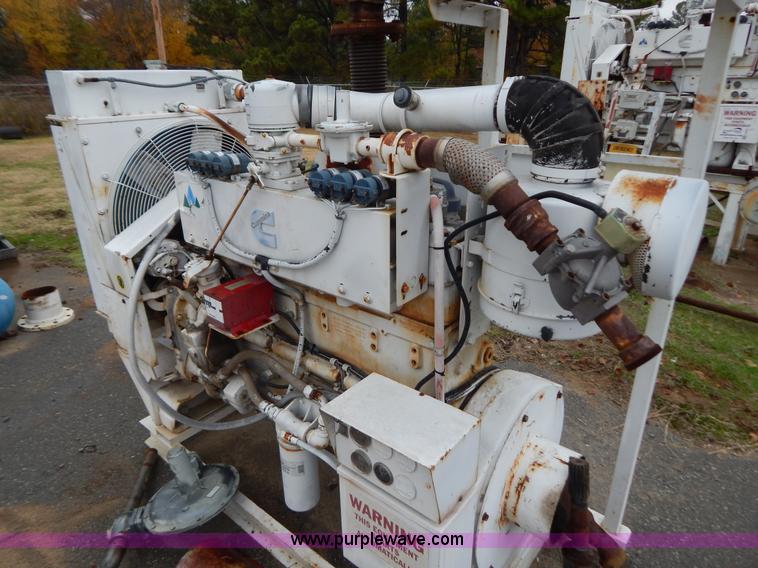 image for item H3947 Cummins natural gas pump engine