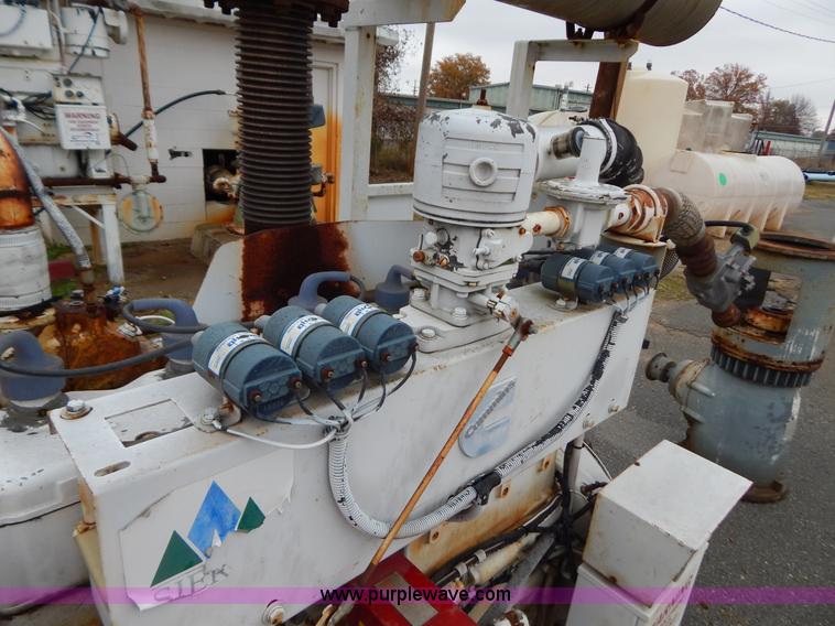 image for item H3947 Cummins natural gas pump engine