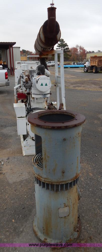 image for item H3948 Cummins natural gas pump engine