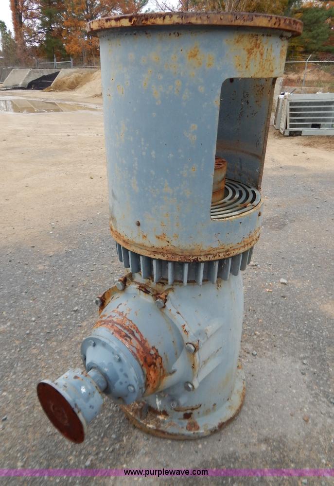 image for item H3948 Cummins natural gas pump engine