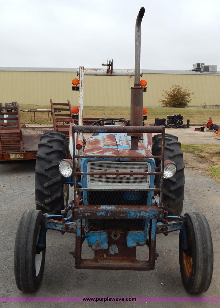 image for item H3950 Ford 3000 tractor