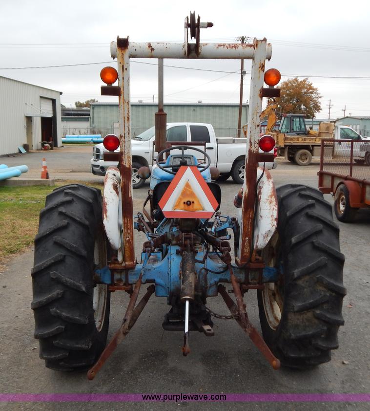 image for item H3950 Ford 3000 tractor