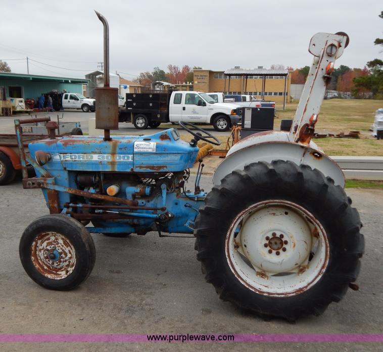 image for item H3950 Ford 3000 tractor