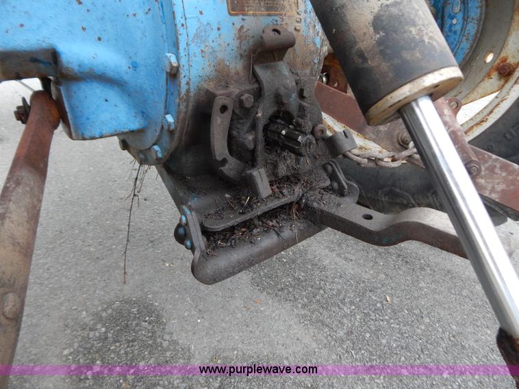 image for item H3950 Ford 3000 tractor