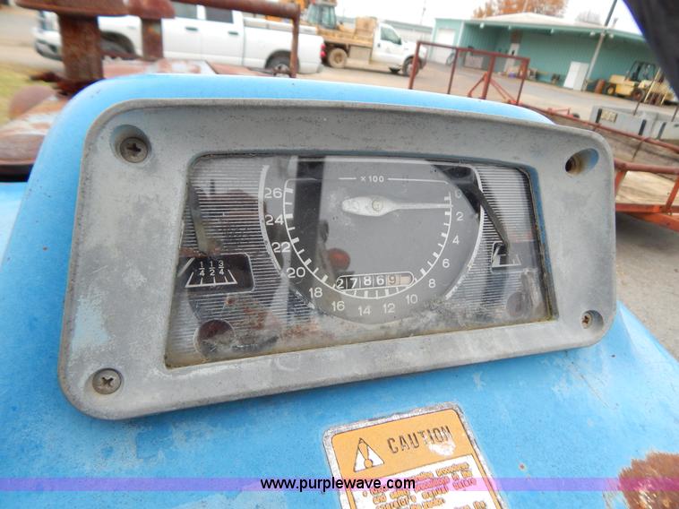 image for item H3950 Ford 3000 tractor