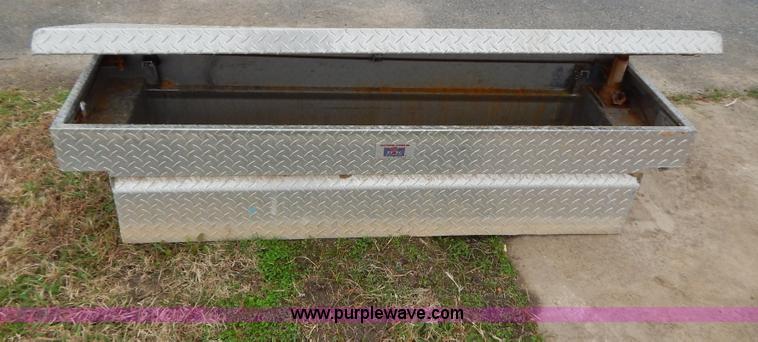 image for item H3961 Aluminum truck toolbox