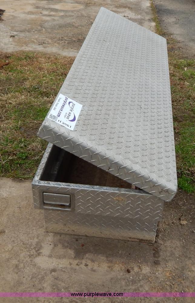 image for item H3961 Aluminum truck toolbox