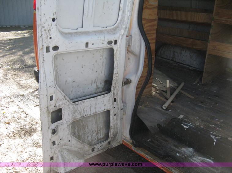 image for item H4479 2004 Chevrolet Express 1500 van