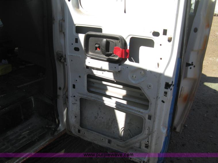 image for item H4479 2004 Chevrolet Express 1500 van