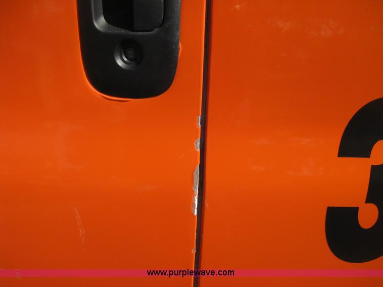 image for item H4479 2004 Chevrolet Express 1500 van