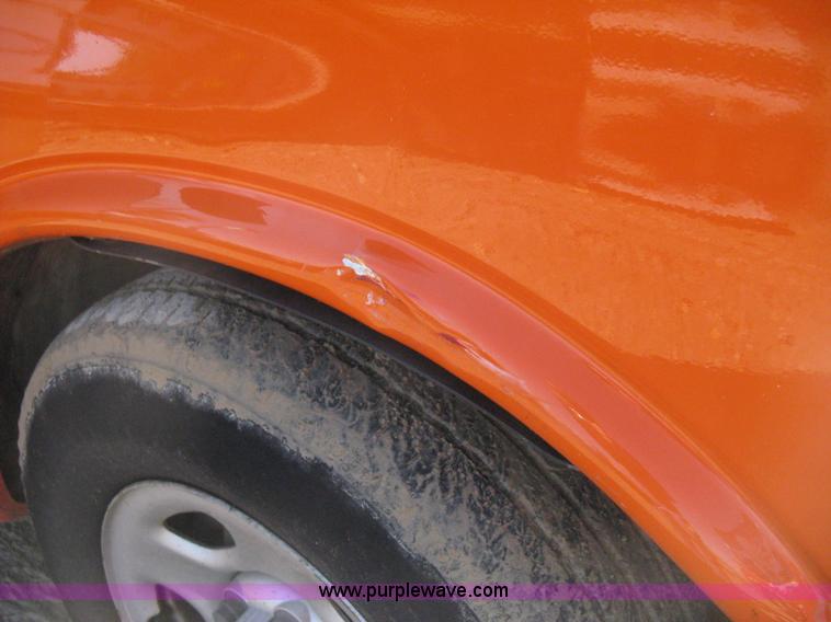 image for item H4479 2004 Chevrolet Express 1500 van