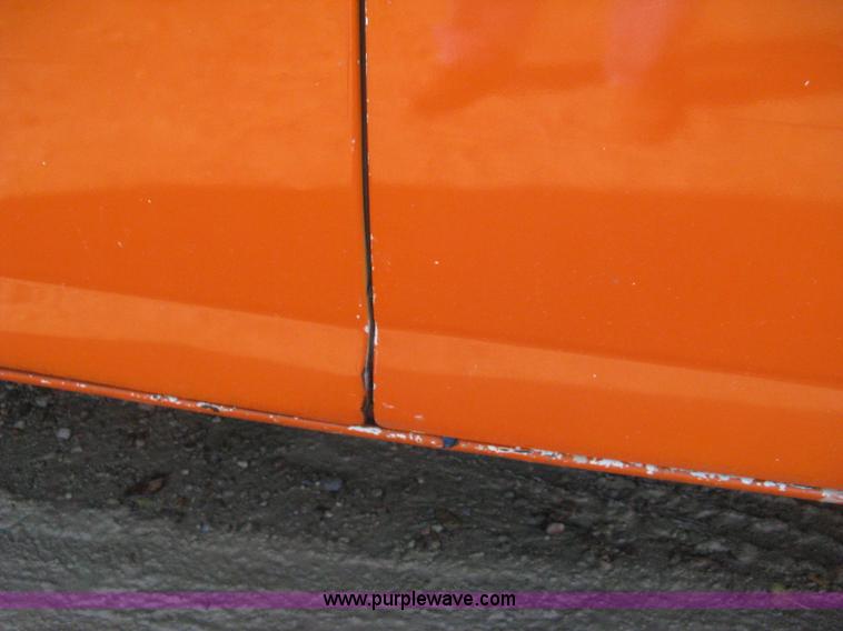 image for item H4479 2004 Chevrolet Express 1500 van