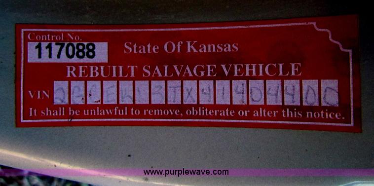 image for item H7268 2004 Chevrolet 1500 crew cab pickup truck