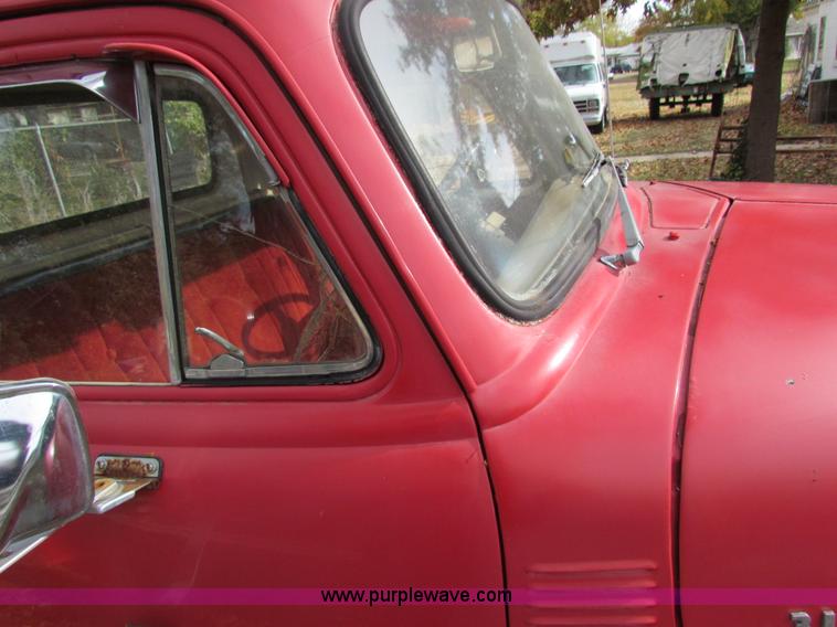 image for item H7282 1954 Chevrolet 3100 pickup truck