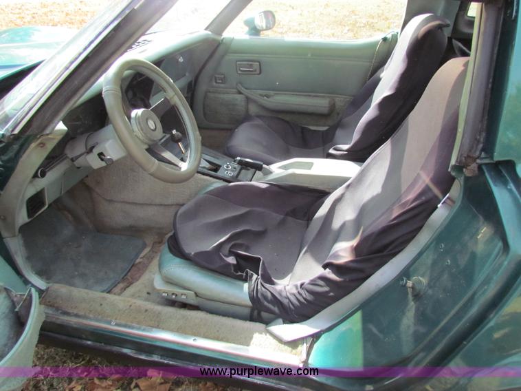 image for item H7284 1982 Chevrolet Corvette