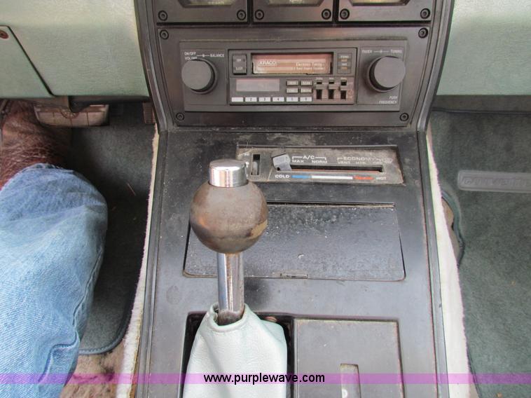 image for item H7284 1982 Chevrolet Corvette