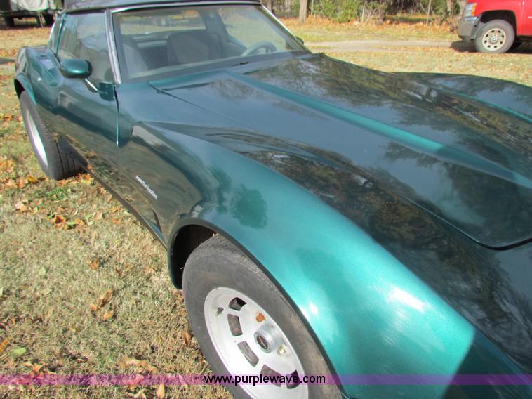 image for item H7284 1982 Chevrolet Corvette