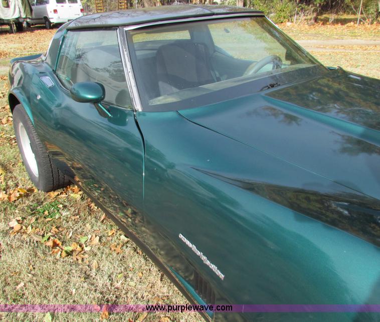 image for item H7284 1982 Chevrolet Corvette