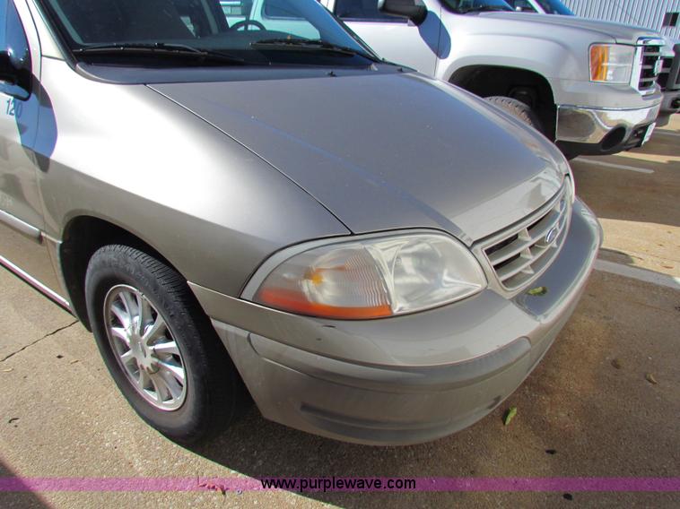 image for item H7304 1999 Ford Windstar LX van