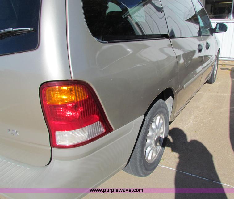 image for item H7304 1999 Ford Windstar LX van