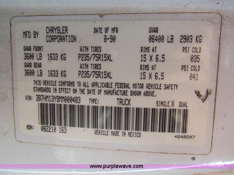 image for item H7305 1991 Dodge Ram 150 Club Cab pickup truck