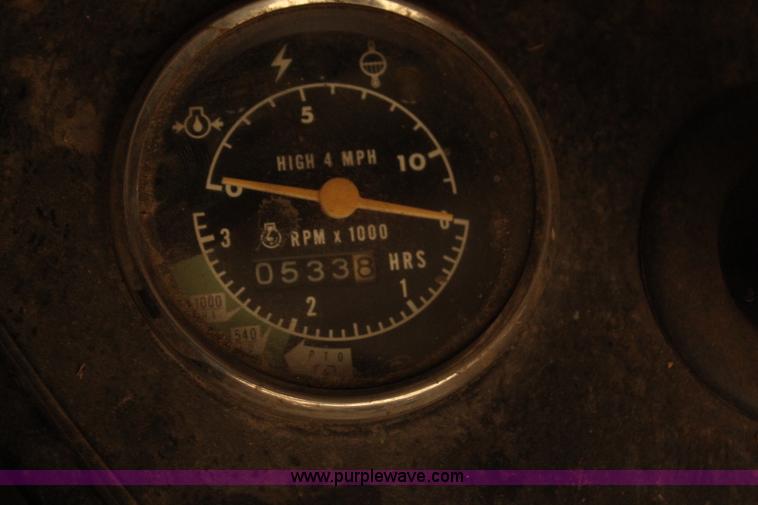 image for item H7868 International 284 tractor