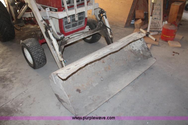image for item H7868 International 284 tractor