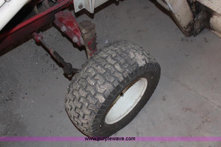 image for item H7868 International 284 tractor