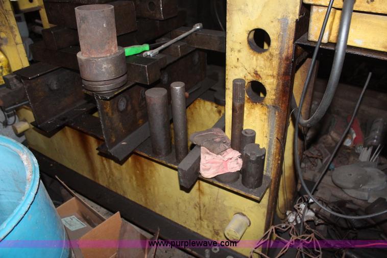 image for item H7870 Interpac hydraulic press